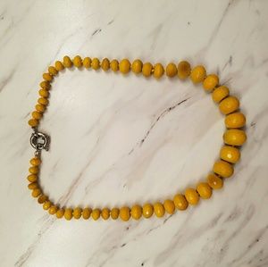 NEW Yellow beaded necklace